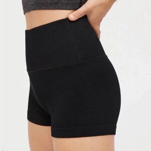 NWT OFFLINE Aerie High Rise Shortie Bike Shorts